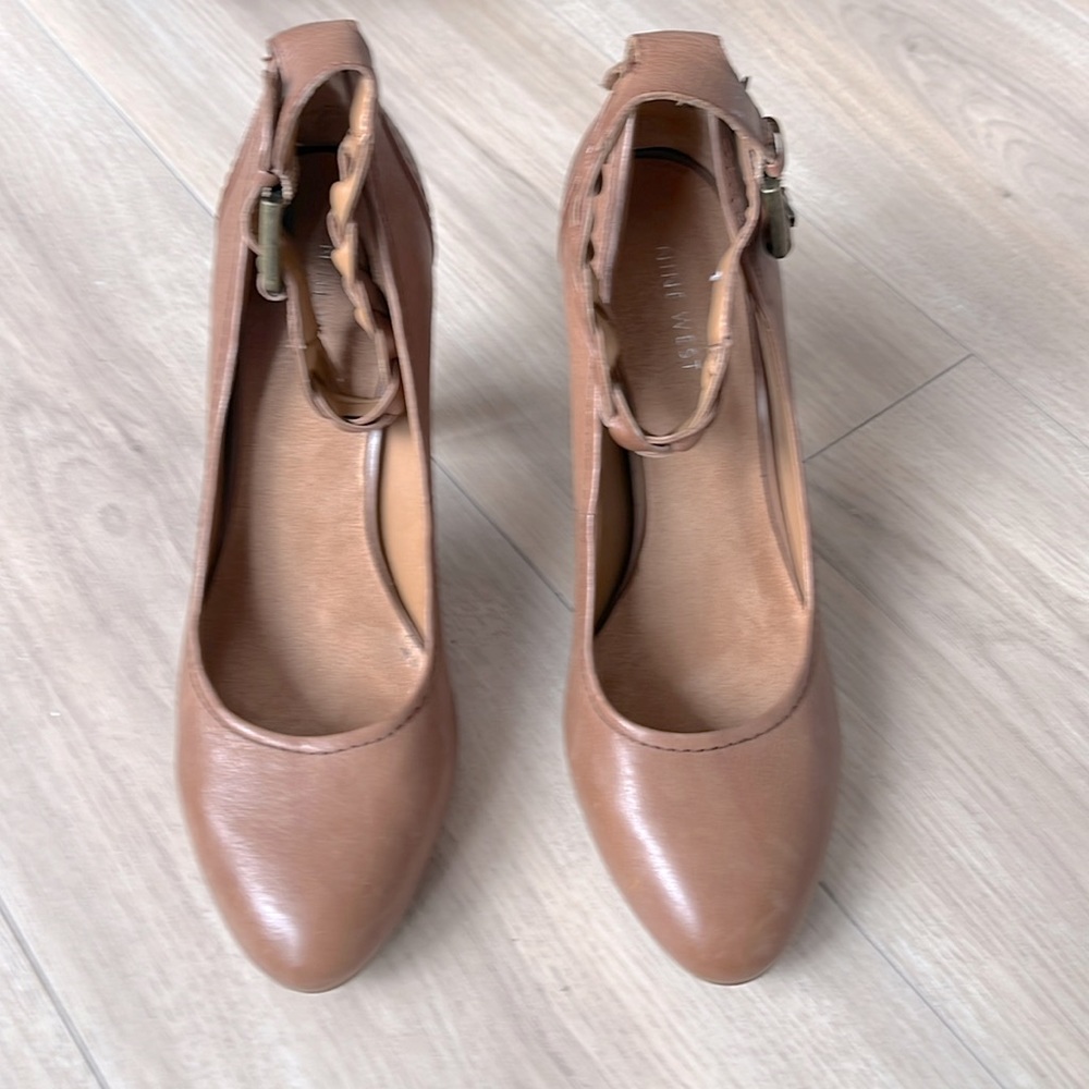 Nine West leather shoes